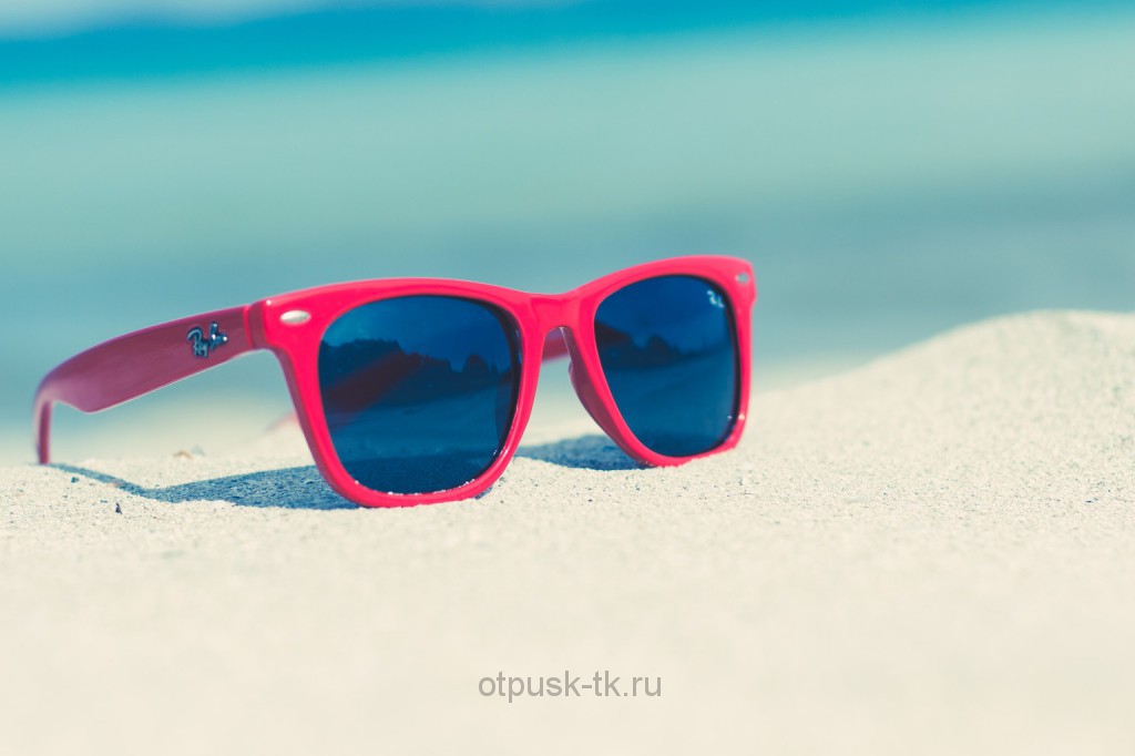 Что взять с собой в отпуск - солнечные очки
